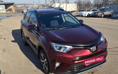 Toyota RAV4, 2017 год, 2 399 000 рублей, 9 фотография