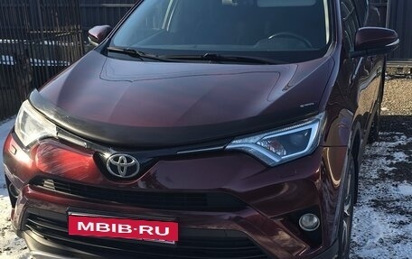 Toyota RAV4, 2017 год, 2 399 000 рублей, 21 фотография