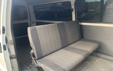 Mazda Bongo IV, 2006 год, 1 100 000 рублей, 8 фотография