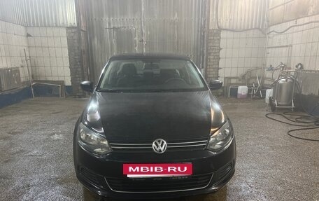 Volkswagen Polo VI (EU Market), 2014 год, 850 000 рублей, 3 фотография