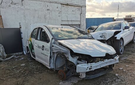 Renault Logan II, 2021 год, 250 000 рублей, 3 фотография