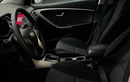 Hyundai i30 II рестайлинг, 2012 год, 1 150 000 рублей, 7 фотография