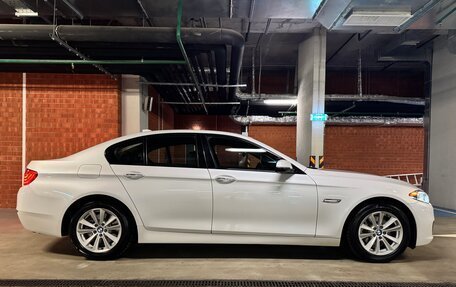 BMW 5 серия, 2016 год, 2 550 000 рублей, 3 фотография