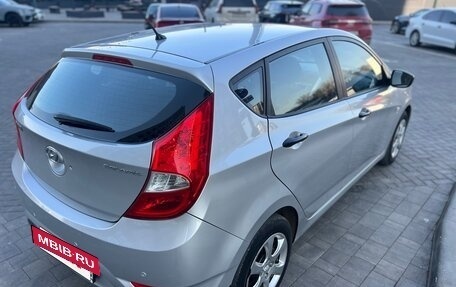 Hyundai Solaris II рестайлинг, 2011 год, 795 000 рублей, 8 фотография