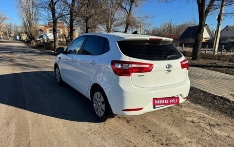 KIA Rio III рестайлинг, 2013 год, 1 050 000 рублей, 5 фотография