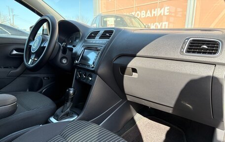 Volkswagen Polo VI (EU Market), 2011 год, 810 000 рублей, 21 фотография