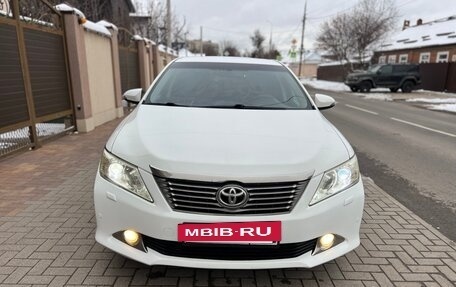 Toyota Camry, 2013 год, 1 580 000 рублей, 2 фотография