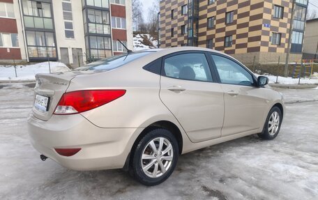 Hyundai Solaris II рестайлинг, 2011 год, 770 000 рублей, 5 фотография