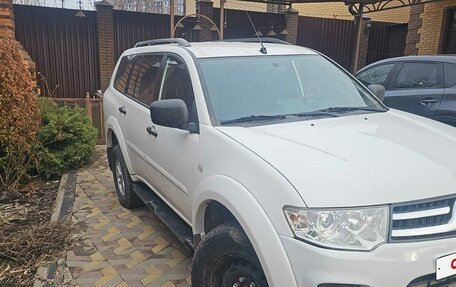 Mitsubishi Pajero Sport II рестайлинг, 2014 год, 1 950 000 рублей, 5 фотография