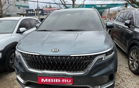 KIA Carnival, 2020 год, 11 фотография