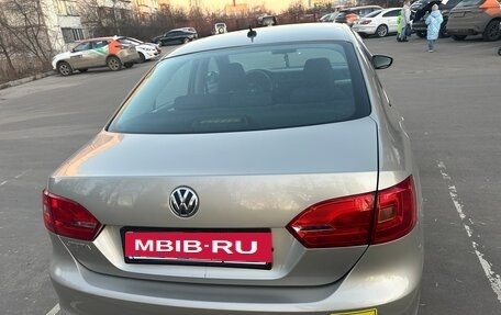 Volkswagen Jetta VI, 2012 год, 870 000 рублей, 6 фотография