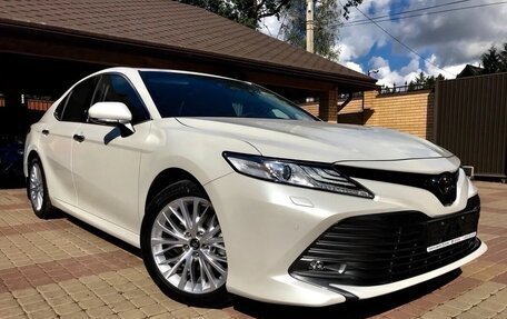 Toyota Camry, 2019 год, 4 350 000 рублей, 1 фотография