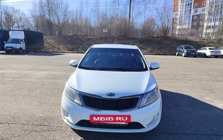 KIA Rio III рестайлинг, 2013 год, 800 000 рублей, 12 фотография