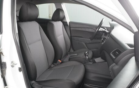 Hyundai Solaris II рестайлинг, 2017 год, 1 349 000 рублей, 8 фотография