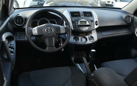 Toyota RAV4, 2006 год, 1 180 000 рублей, 6 фотография