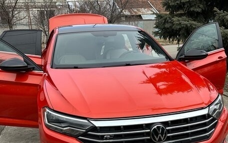 Volkswagen Jetta VII, 2019 год, 1 850 000 рублей, 1 фотография