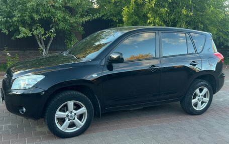 Toyota RAV4, 2005 год, 1 330 000 рублей, 2 фотография