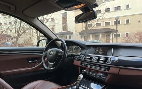 BMW 5 серия, 2013 год, 2 290 000 рублей, 18 фотография