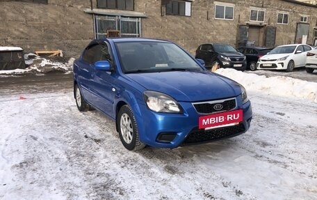 KIA Rio II, 2010 год, 747 000 рублей, 3 фотография