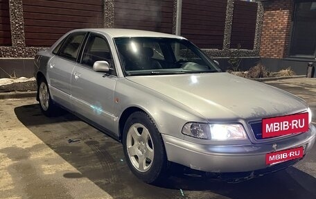 Audi A8, 1996 год, 450 000 рублей, 2 фотография