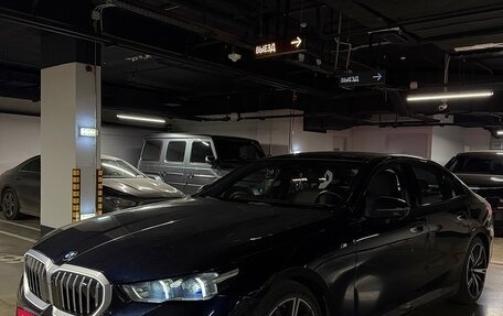 BMW 5 серия, 2023 год, 9 400 000 рублей, 11 фотография