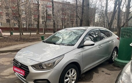 Hyundai Solaris II рестайлинг, 2018 год, 990 000 рублей, 6 фотография