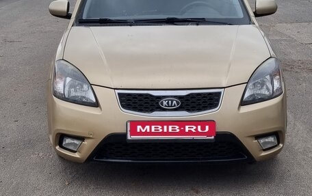 KIA Rio II, 2011 год, 550 000 рублей, 1 фотография