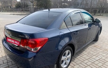 Chevrolet Cruze II, 2011 год, 850 000 рублей, 4 фотография