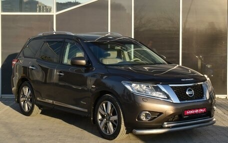 Nissan Pathfinder, 2014 год, 2 250 000 рублей, 1 фотография