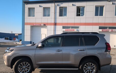 Toyota Land Cruiser Prado 150 рестайлинг 2, 2018 год, 5 750 000 рублей, 3 фотография