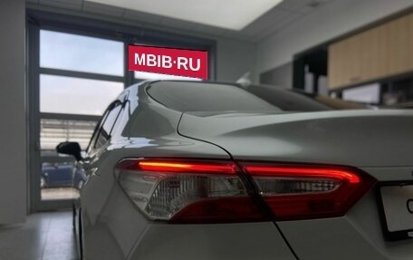 Toyota Camry, 2018 год, 2 780 000 рублей, 5 фотография