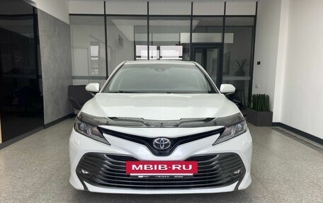 Toyota Camry, 2018 год, 2 780 000 рублей, 2 фотография