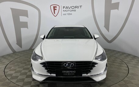 Hyundai Sonata VIII, 2020 год, 2 200 000 рублей, 2 фотография