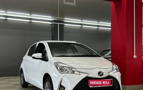 Toyota Vitz, 2019 год, 1 049 000 рублей, 2 фотография