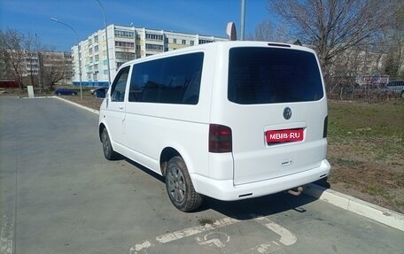 Volkswagen Transporter T5 рестайлинг, 2003 год, 692 500 рублей, 1 фотография