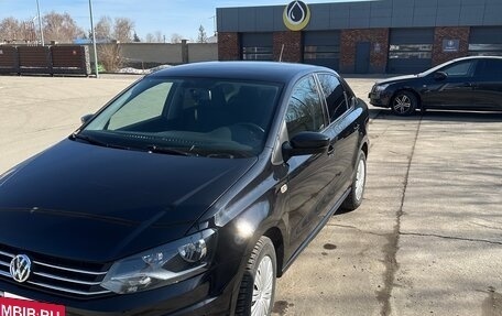 Volkswagen Polo VI (EU Market), 2016 год, 980 000 рублей, 2 фотография