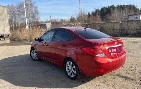 Hyundai Solaris II рестайлинг, 2012 год, 780 000 рублей, 3 фотография