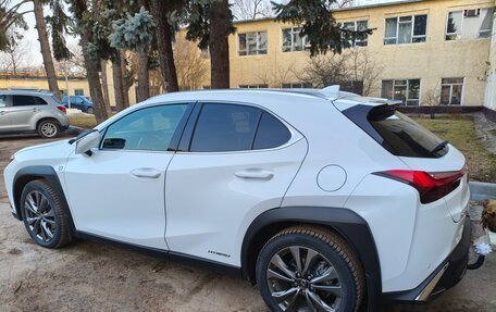 Lexus UX I, 2019 год, 3 500 000 рублей, 10 фотография