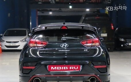 Hyundai Veloster II, 2019 год, 1 935 572 рублей, 6 фотография