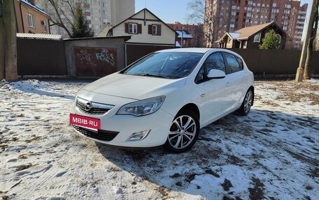 Opel Astra J, 2012 год, 1 020 000 рублей, 6 фотография