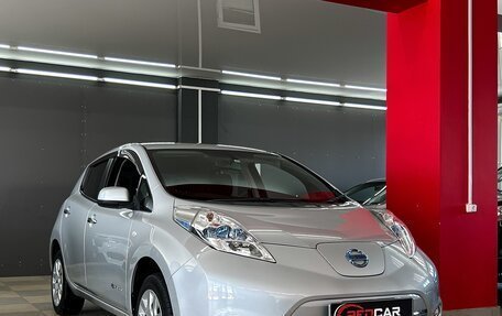 Nissan Leaf I, 2013 год, 1 070 000 рублей, 2 фотография