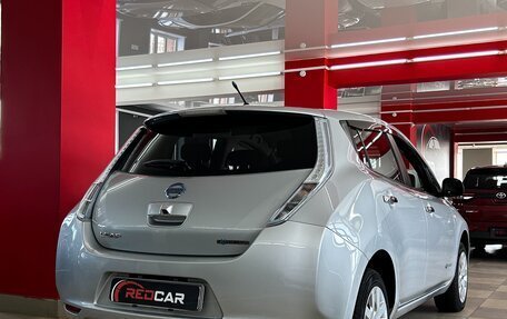 Nissan Leaf I, 2013 год, 1 070 000 рублей, 13 фотография