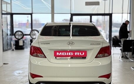 Hyundai Solaris II рестайлинг, 2015 год, 800 000 рублей, 6 фотография