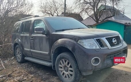 Nissan Pathfinder, 2012 год, 700 000 рублей, 2 фотография