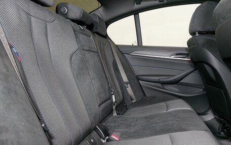BMW 5 серия, 2021 год, 5 915 000 рублей, 18 фотография
