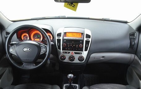 KIA cee'd I рестайлинг, 2009 год, 550 000 рублей, 14 фотография