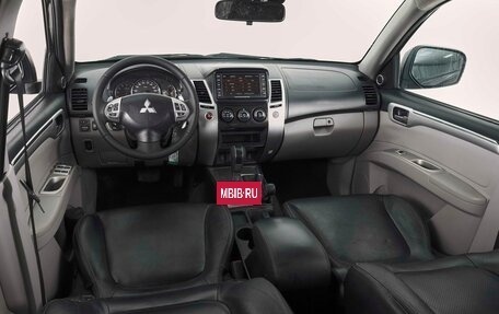 Mitsubishi Pajero Sport II рестайлинг, 2010 год, 1 500 000 рублей, 10 фотография