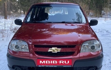 Chevrolet Niva I рестайлинг, 2010 год, 475 000 рублей, 7 фотография