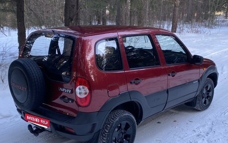 Chevrolet Niva I рестайлинг, 2010 год, 475 000 рублей, 25 фотография