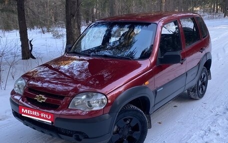 Chevrolet Niva I рестайлинг, 2010 год, 475 000 рублей, 27 фотография